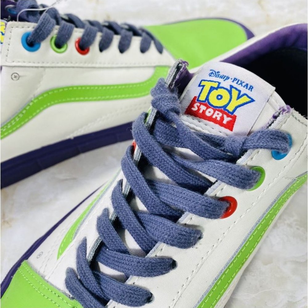 Vans Toy Story Buzz Lightyear Low Old Skool Leather Shoes Men's 9.5 Women's 11